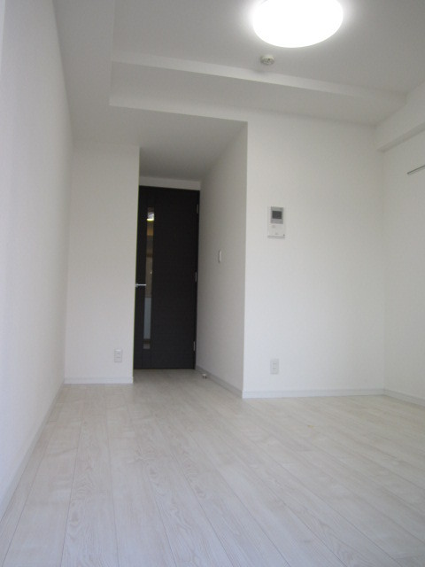 ガーラ・ステーション横濱阪東橋 清潔感あるホワイトフローリング！