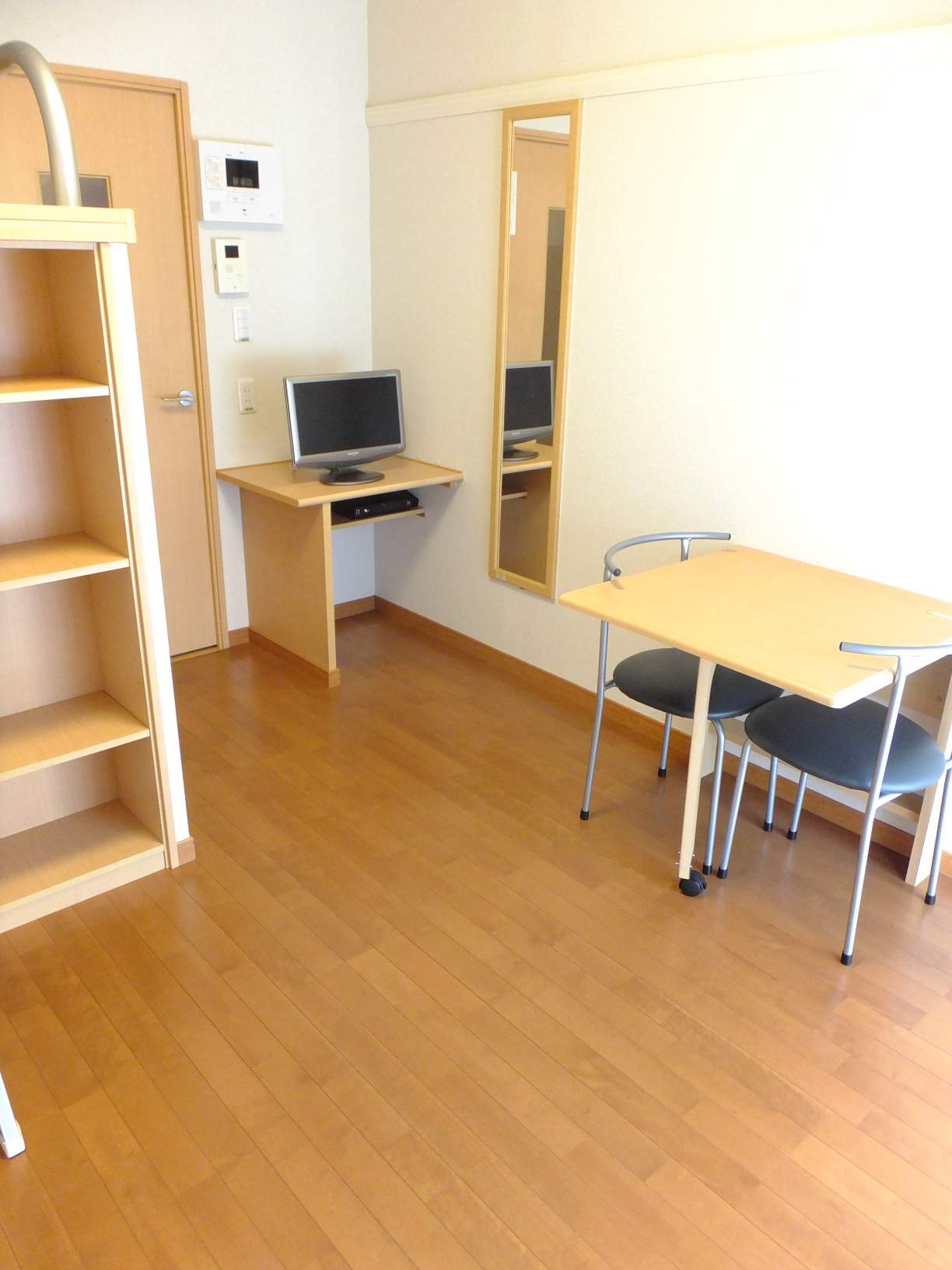 レオパレスＥＮＣＯＵＮＴＥＲ 寝室