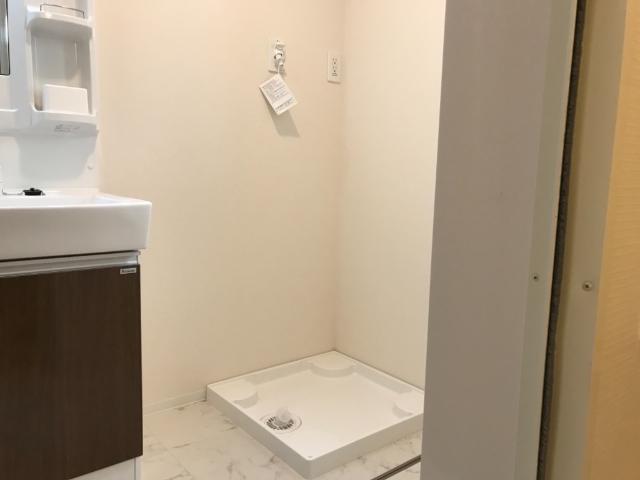 Ｎａｎａｋｏ　-ナナコ-101号室 洗濯機置場