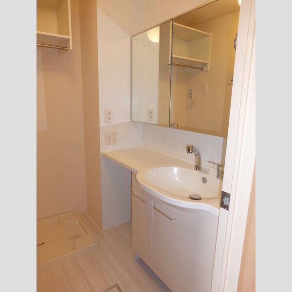 ヴィラグランデⅡ208号室 洗面室