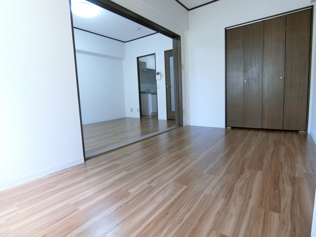 ＳＡＮＫＯ　ＨＥＩＧＨＴＳ　ＯＳＡＫＩ0313号室 寝室