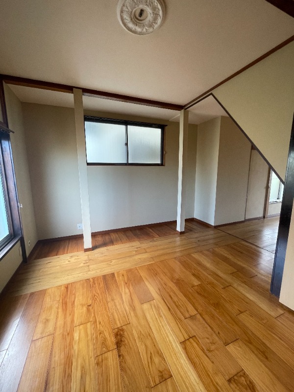 ニコス邸 リビング