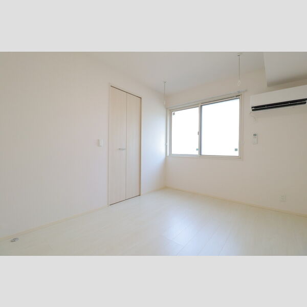 ロイジェントパークス レイクタウン Ⅲ　K 洋室