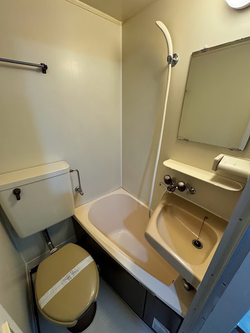 ヴァルトハイム池の上 トイレ