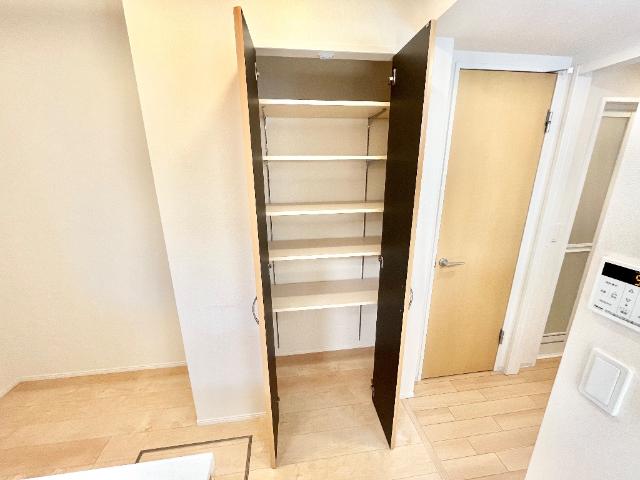 ルミエール パントリー