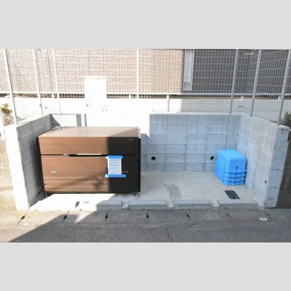 フォレストヒルズ ゴミ置き場