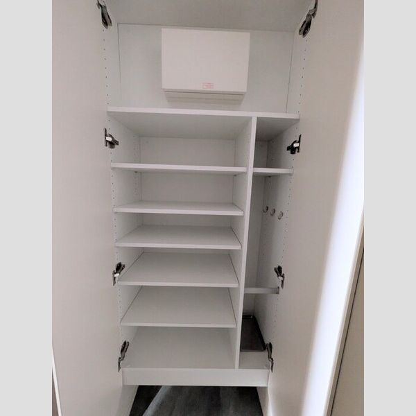 ロイジェント潮見0701号室 シューズボックス