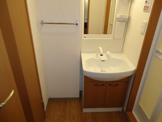 グランシャリオ湘南 洗髪洗面化粧台