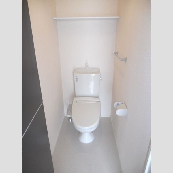 ビューテラスⅡ101号室 温水洗浄便座