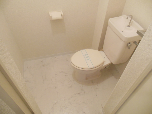 グランバニア0102号室 トイレ