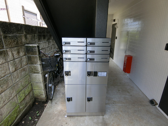Lily南大野2階 宅配ボックス