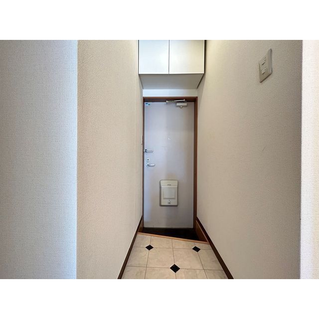 ラ･プラウド 玄関