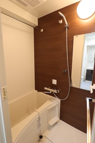 GENOVIA白糸台skygarden0901号室 お風呂