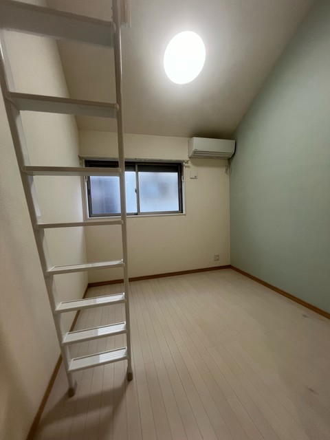 0202号室