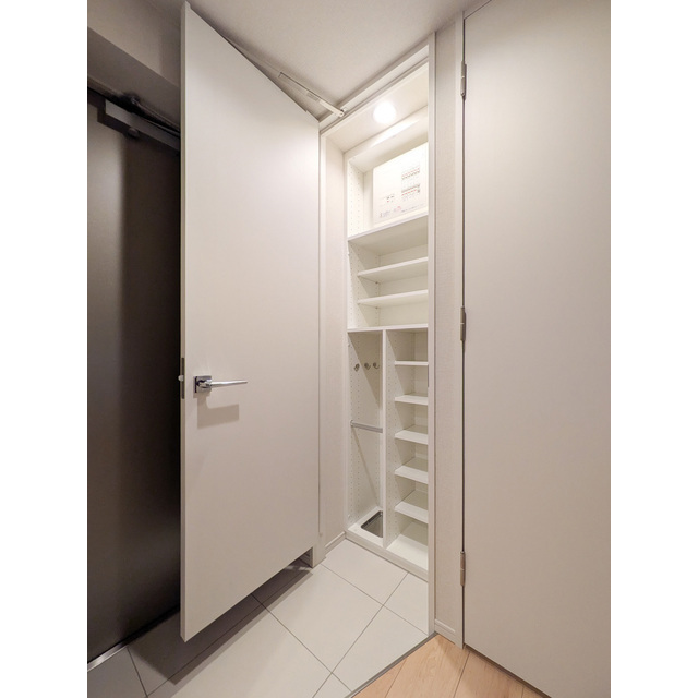 ACP Residence 錦糸町1104号室 靴箱
