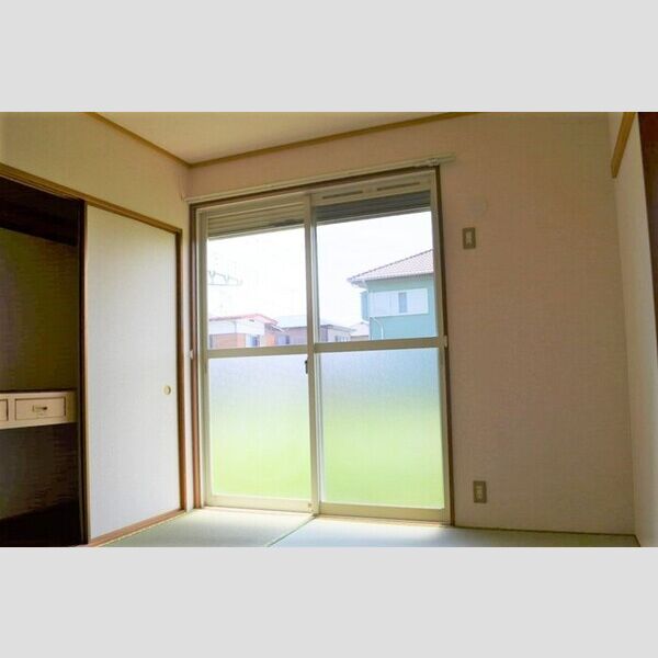 サニーコーポ富士見B102号室 和室(別角度)