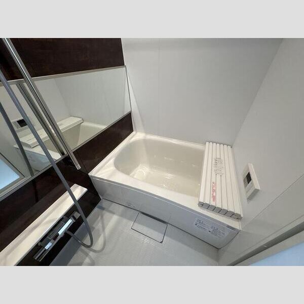 セレスティア南花畑Ⅲ101号室 浴室