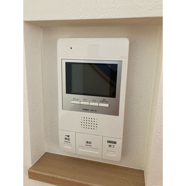 ＩＲＩＳ204号室 TVモニタ付きインターホン