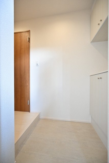 エルミ上落合2階 玄関