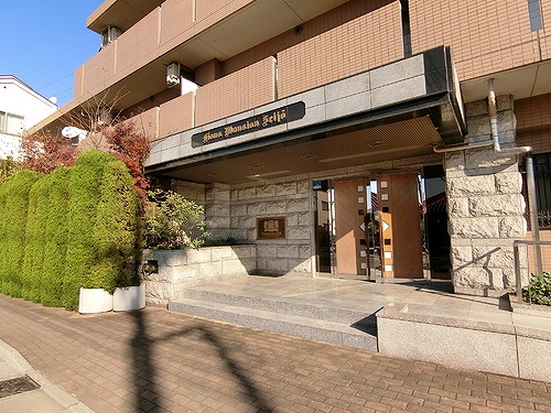 ライオンズマンション成城 エントランス　※2017年12月撮影