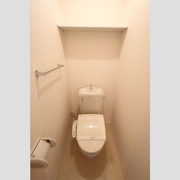 クレセントM　Ⅴ105号室 温水洗浄暖房便座