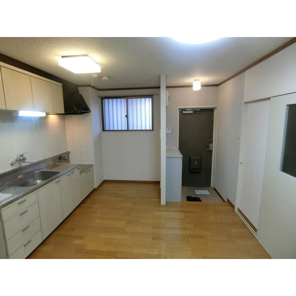 パインニードル301号室 同建物別部屋の参考画像