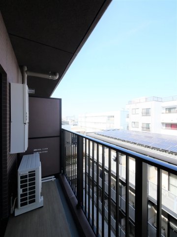 フュージョナル浮間舟渡 内観