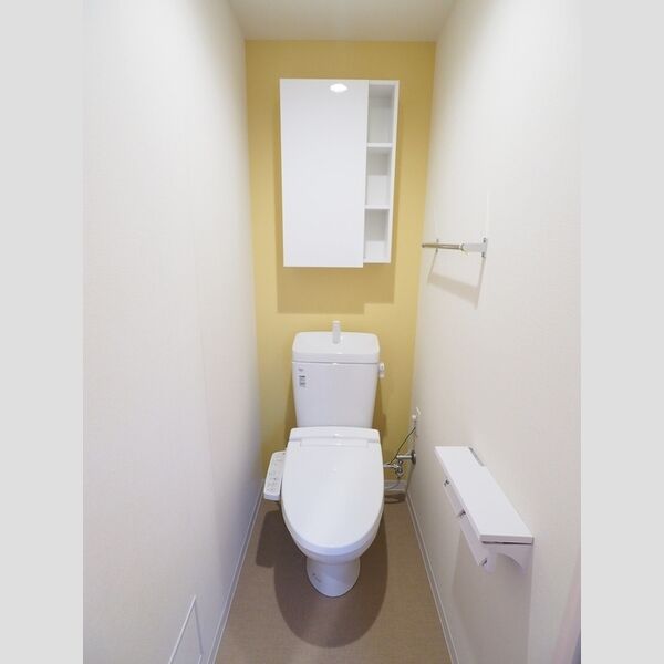 ロイジェントパークス千葉中央1305号室 温水洗浄便座