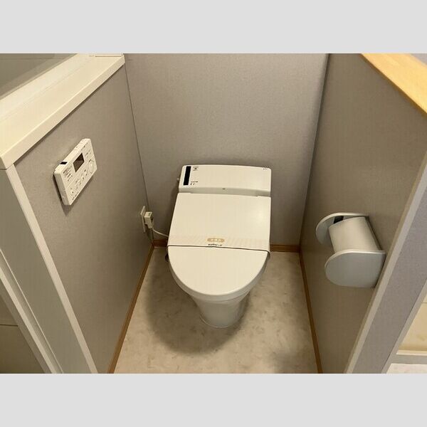 ガーデンヒルズ　A201号室 温水洗浄暖房便座