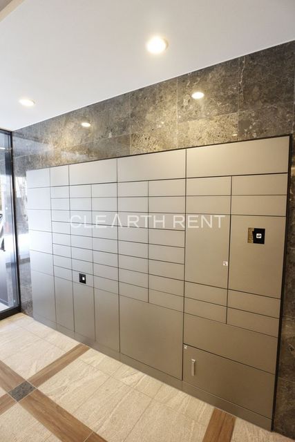 コンシェリア新宿落合8階 メールボックス一体型宅配ロッカー