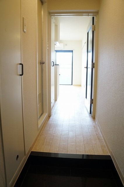 ローズマンションＡ－２８(A-028)3階 玄関