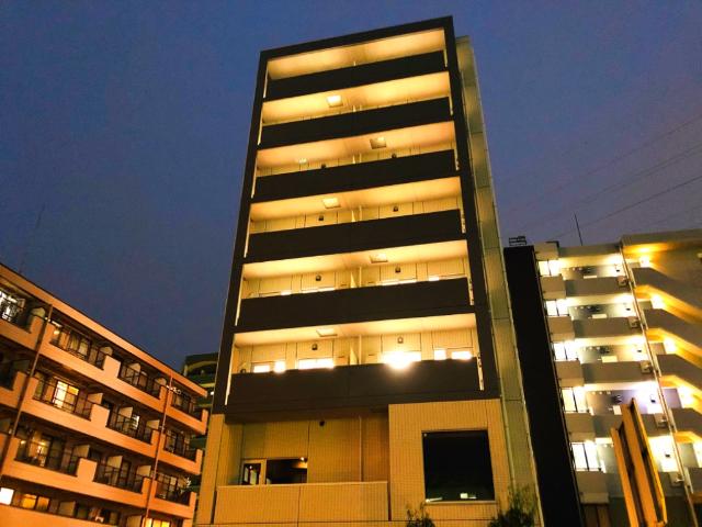 ステーラ　ボヌール 外観写真（夜）