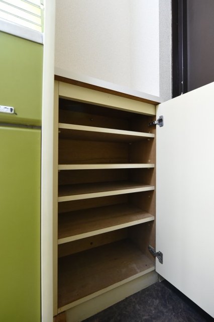 ハイタウン多摩川ナンバー2 靴入