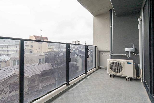 ディームス渋谷本町4階 バルコニー