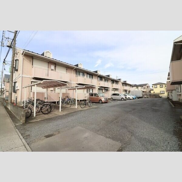 セジュールグランデ　Ⅳ 駐車場