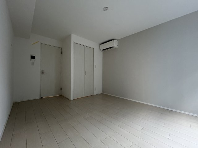 エルファーロ中野新井薬師0304号室 リビング