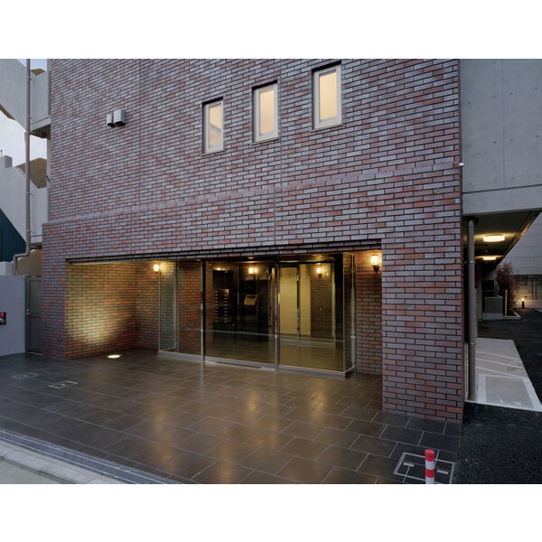 スパシエカステール横浜吉野町 エントランス