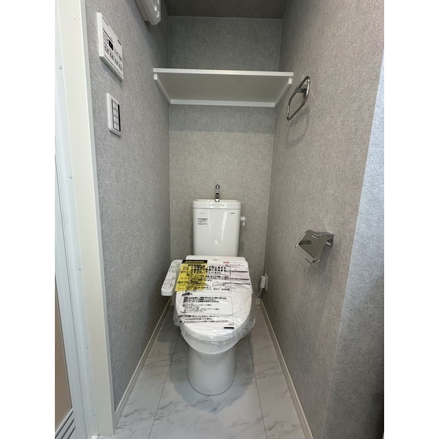 エクセラン中浦和304号室 内観