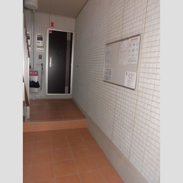 JULIO(フリオ) エントランス内