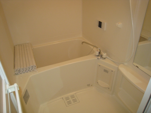 プロニティ・ロマンシェ バス