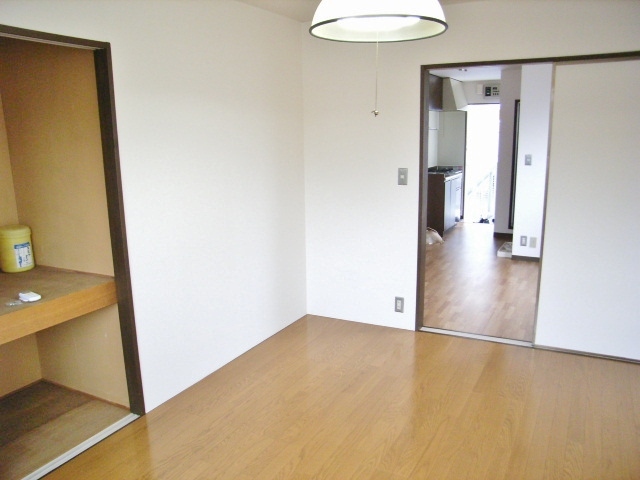 アートフル東村山0201号室 内観