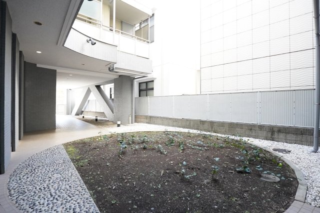 東急ドエル・アルス本郷南2階 エントランス