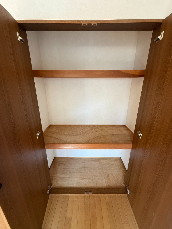 フローラマツノⅡ クローゼット