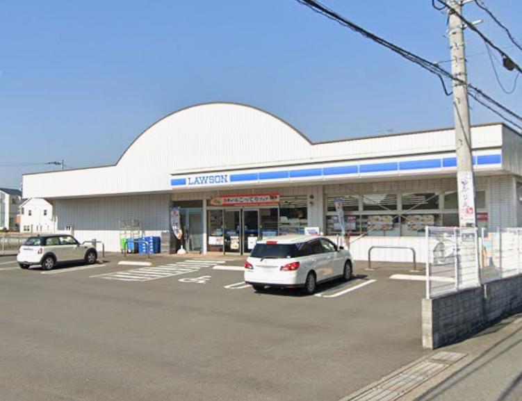 伊勢原石田戸建 【コンビニエンスストア】ローソン 伊勢原高森七丁目店まで454ｍ