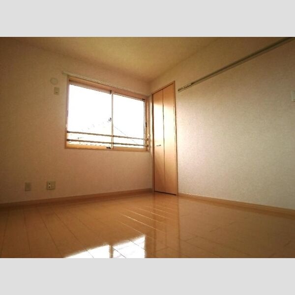 トマトハイツ　一/二/三番館1-202号室 居室