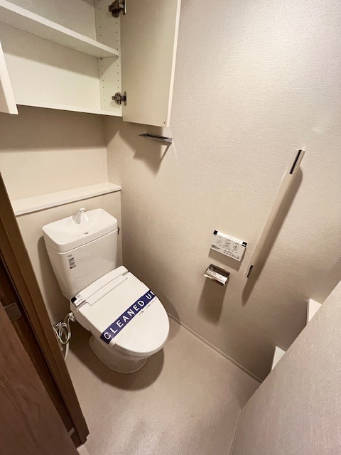 ＯＮＥ ＲＯＯＦ ＲＥＳＩＤＥＮＣＥ ＡＳＡＫＵＳＡＢＡＳＨＩ9階 トイレ