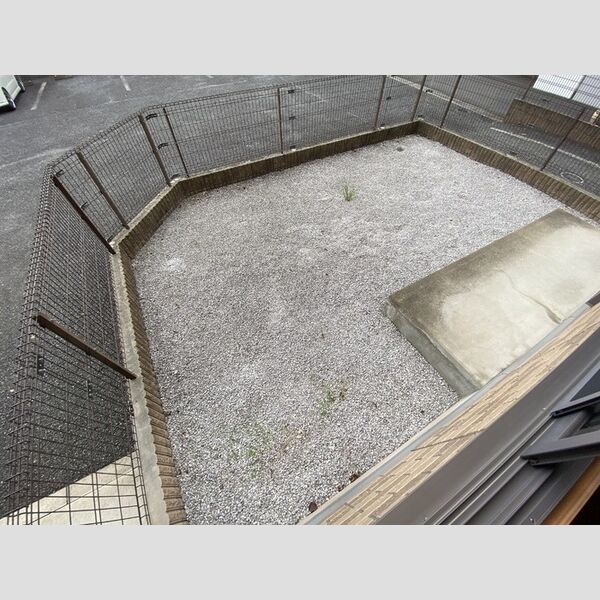 サンボナール101号室 専用庭