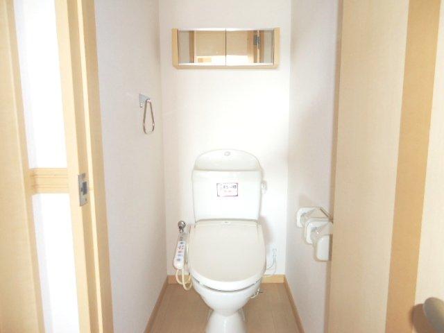 モア　グランディール・エヌ201号室 トイレ