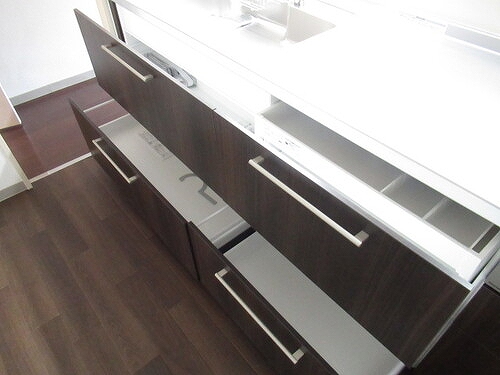 グリーンコーポ篠原第２Ｊ棟 キッチン下部収納