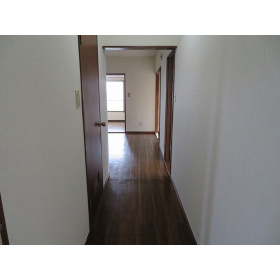 クローバーハイツ0301号室 玄関